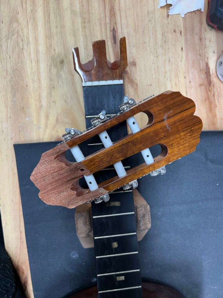 sn-man-jumping Servicio de reparacion de cabeza instrumento - Miguel Angel Gonzalez Luthier
